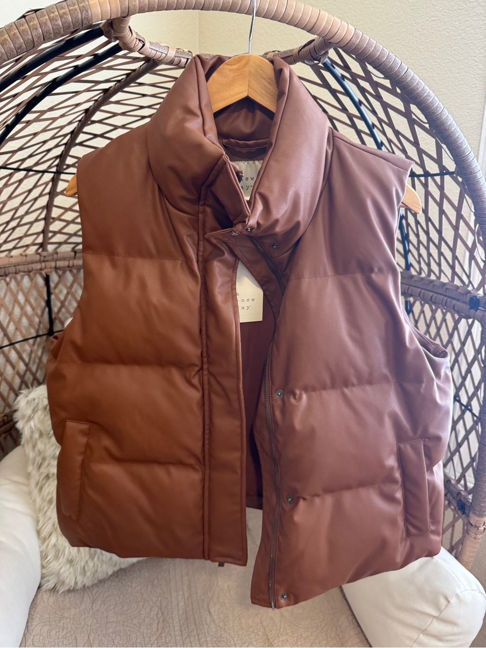 A New Day Faux Leather Puffer Vest Brown Medium NWT